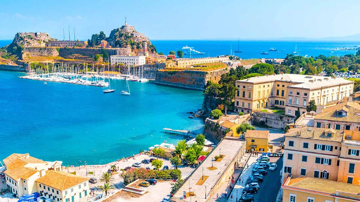 جزيرة كورفو، اليونان